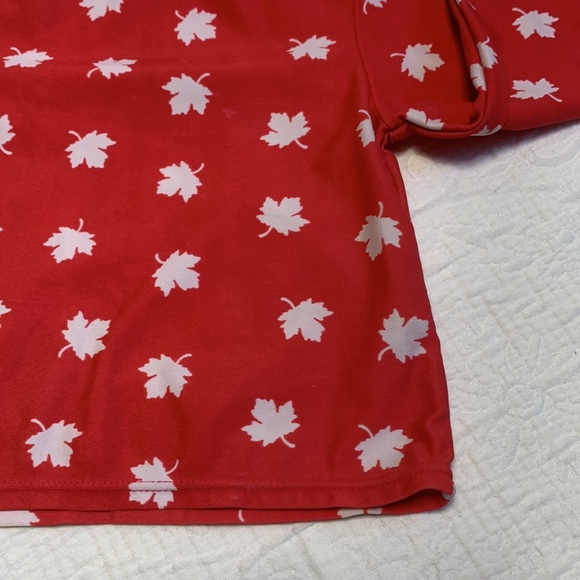 12-18m (6/$20) Maple Leaf Rashguard Top by Old Navy - Picture 10 of 14